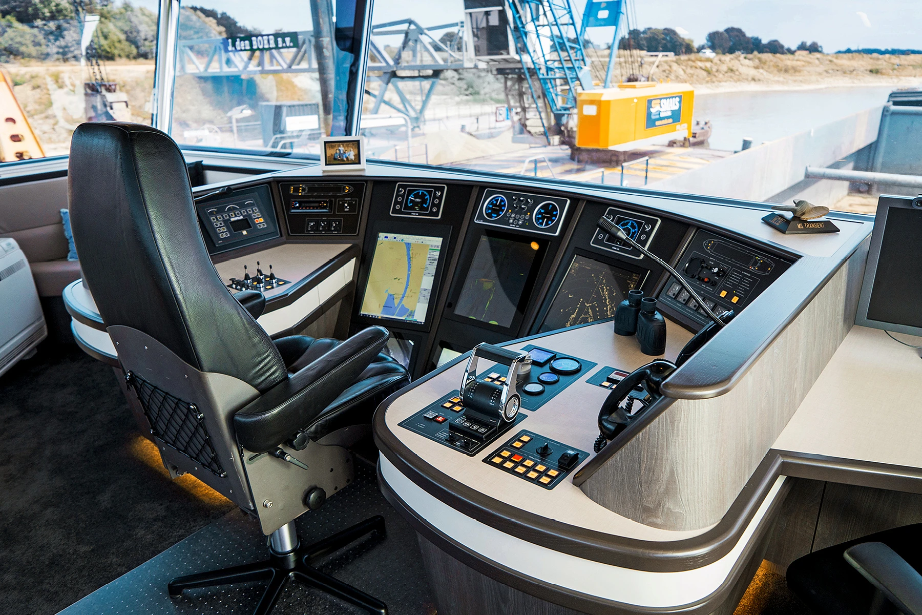 Inrichting stuurhut Scheepsbetimmering