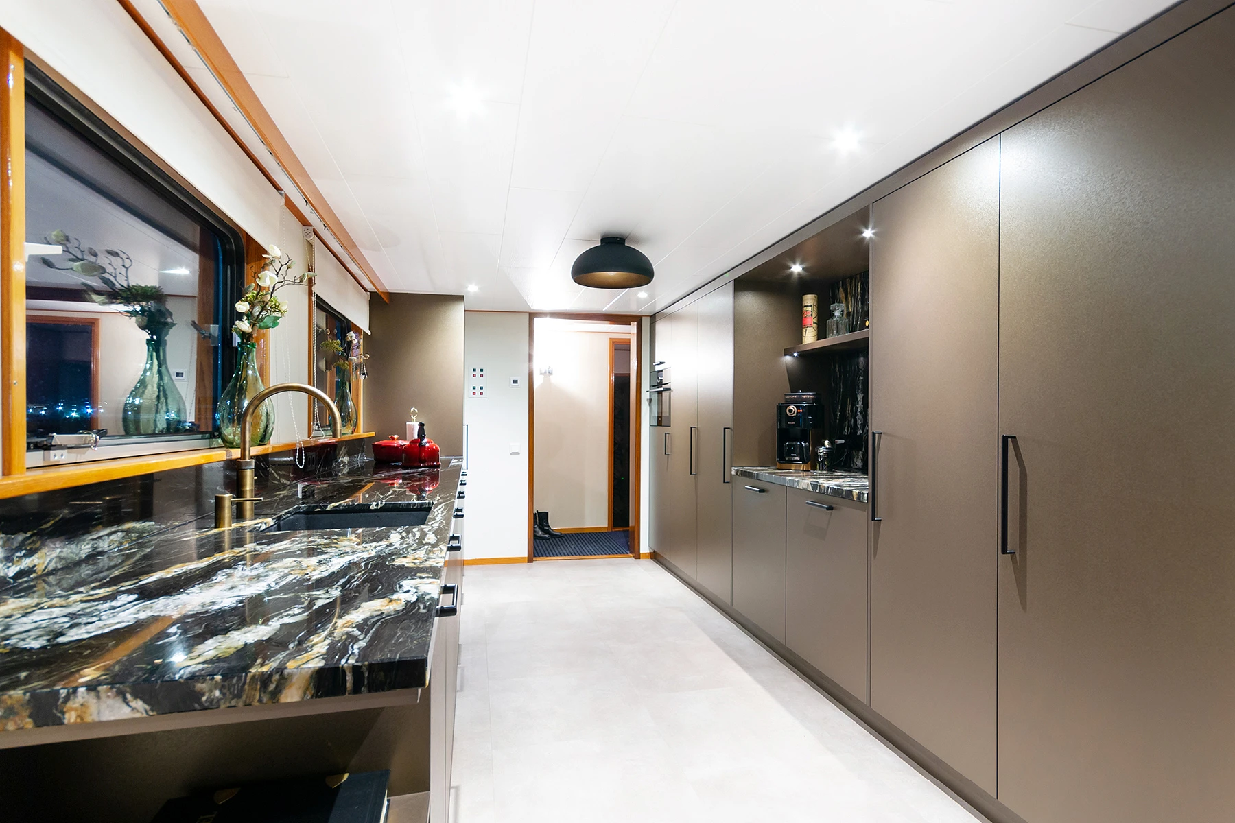 Moderne maatkeuken Scheepsbetimmering